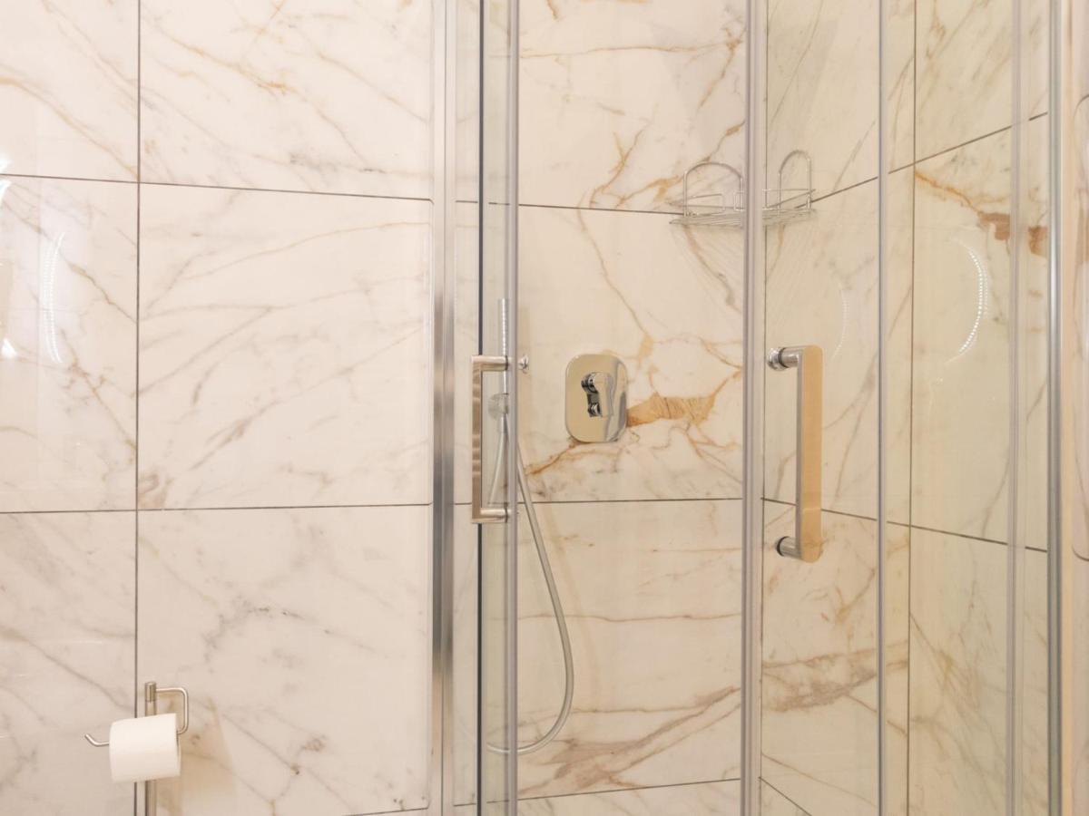 Appartement The Rent - Elegant Five-bedrooms Near Colosseo *